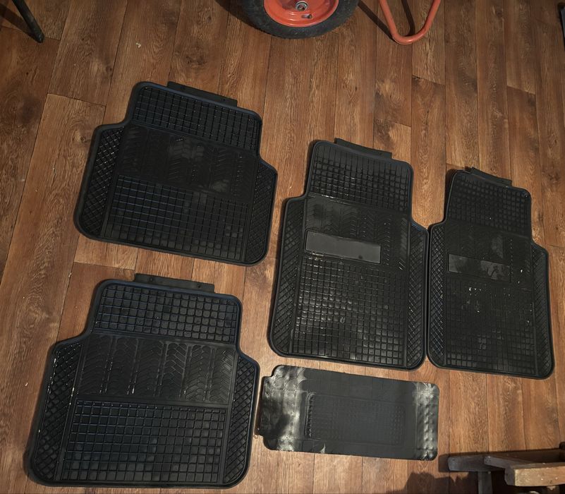 Продам полики на ваз 2107