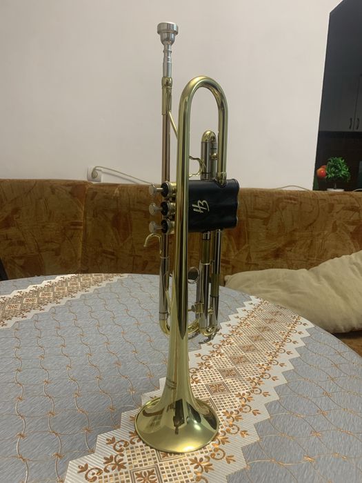 Vand trompeta thoman