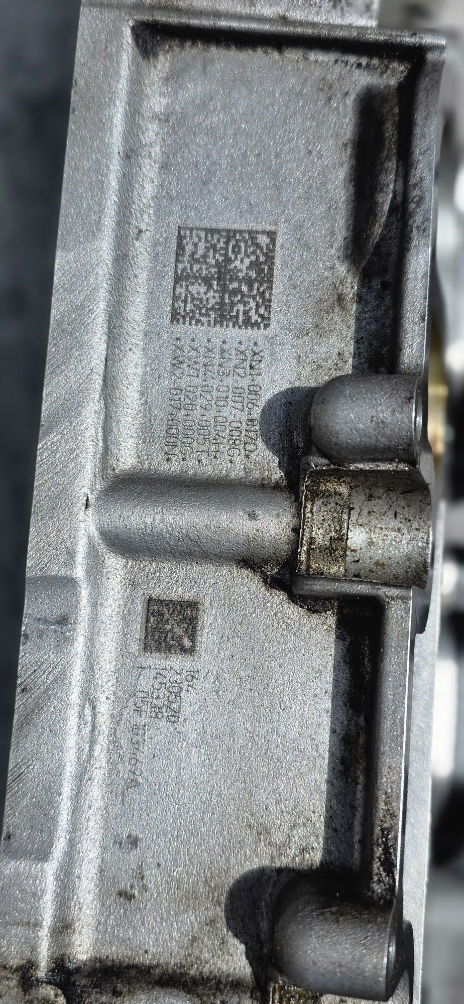 Капак за двигател 1.5TSI
