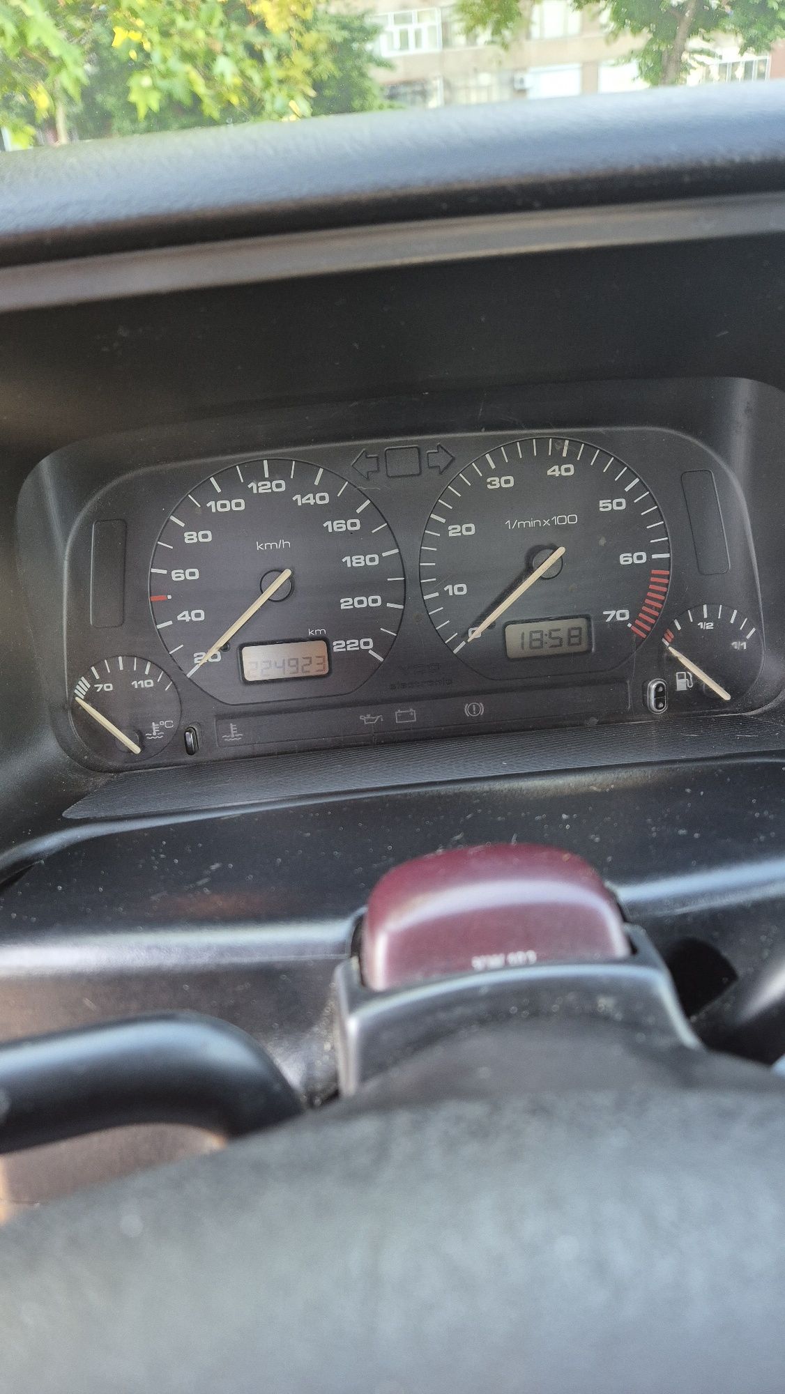 Голф 3  1.6 бензин