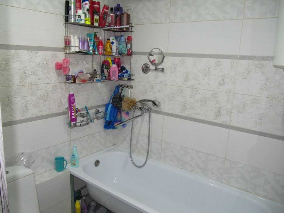 Дом кирпичн 5-комн, 3х-этажн на Аблакетке