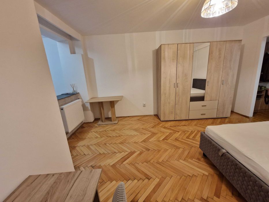 Garsoniera Manastur, zona Parang