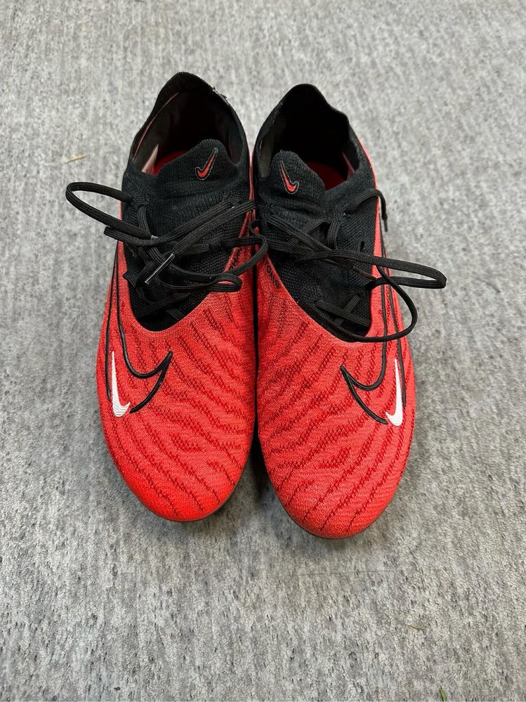 Футболни обувки Nike Phantom GT