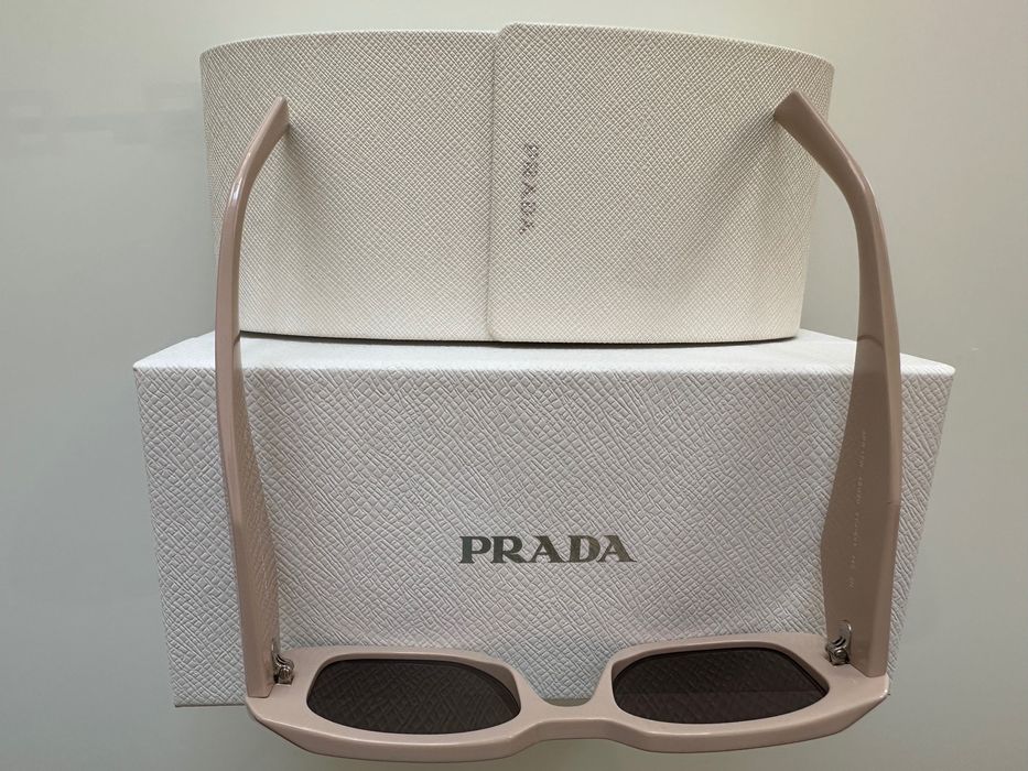 Оригинални слънчеви очила PRADA