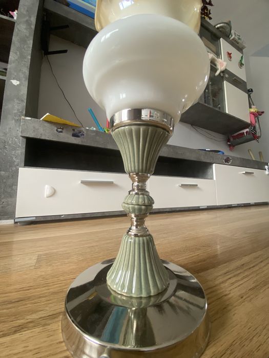 Старинна нощна лампа