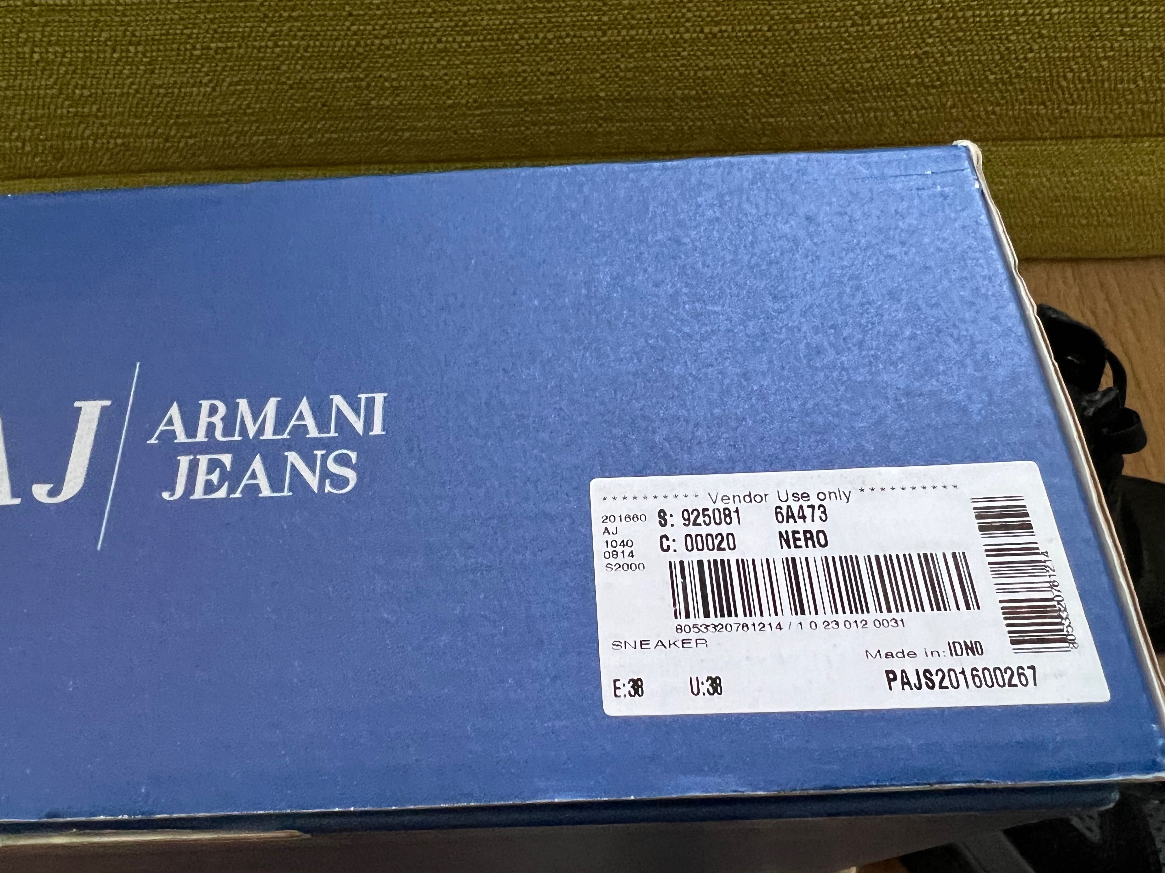 Дамски боти Armani Jeans, номер 38. Естествена кожа и естествен велур.