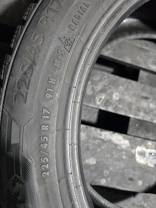 Anvelope 225/45 R17 BARUM de iarna 2021