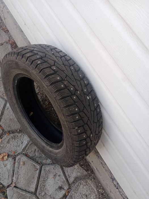 Продам зимнюю резину р 14