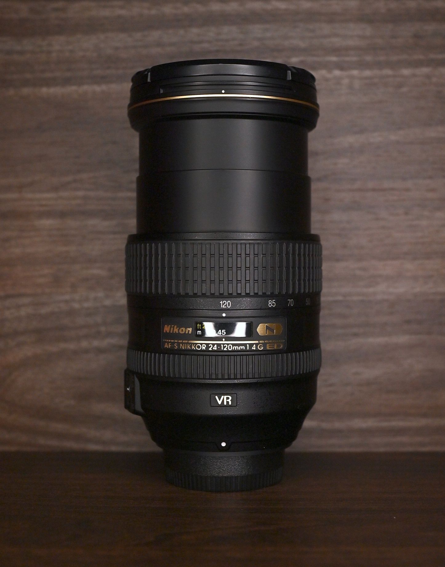 Nikkor 24-120mm/f 4 VR