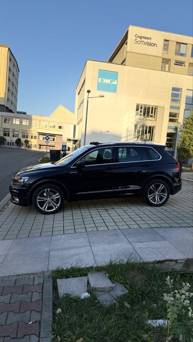 Volkswagen Tiguan R-line 2.0 Tdi 240Cp 4x4