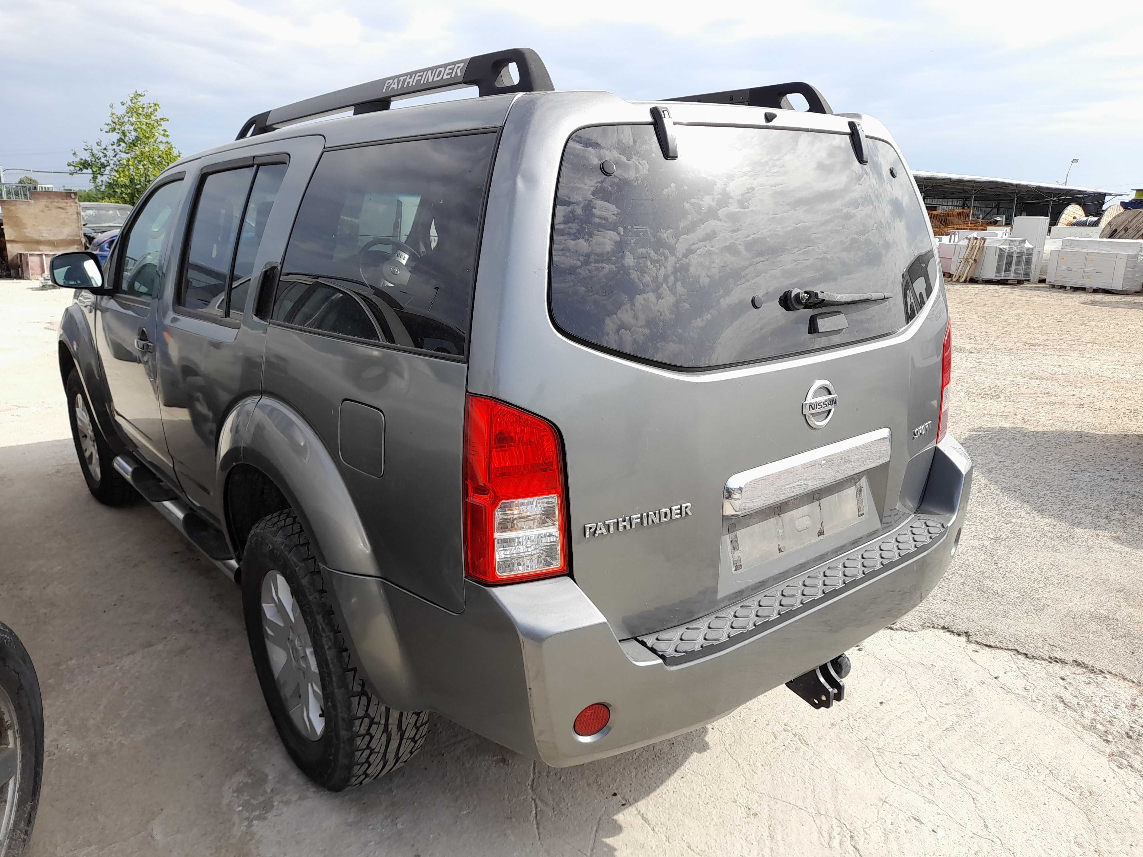 На части! Nissan Pathfinder 2.5 DTi