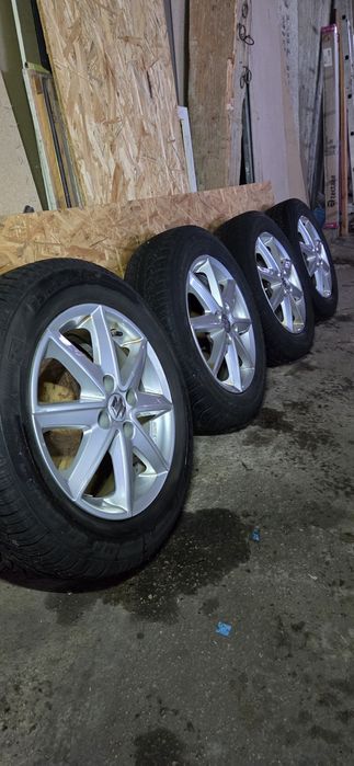 SUZUKI оригинални джанти със гуми 175/65/15 5J×15 ET40 4×100 цо54