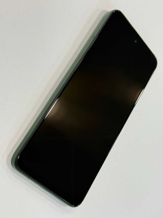 Motorola G54 – 256GB / 4GB RAM