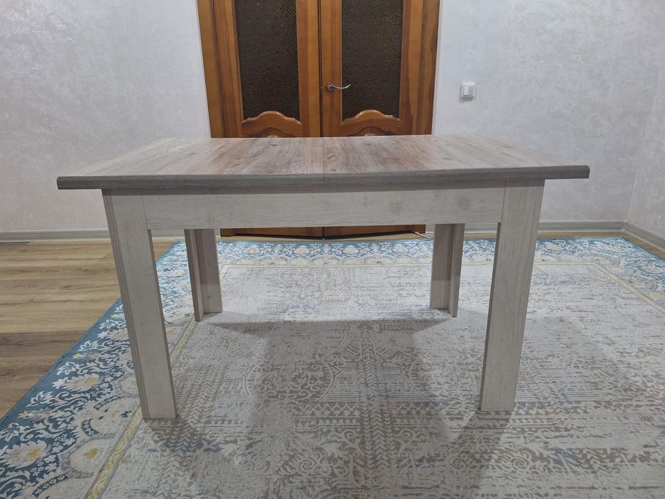Продам раздвижной стол