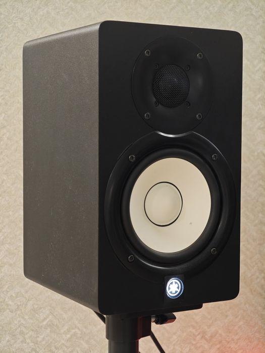 Мониторы Yamaha HS5