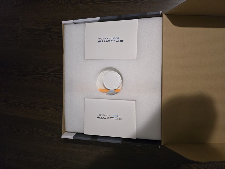 Aspirator robot Rowenta Xplorer serie 75s NOU!!!