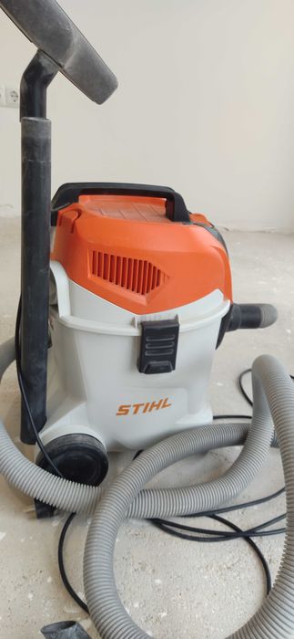 Продавам прахосмукачка Stihl SE33