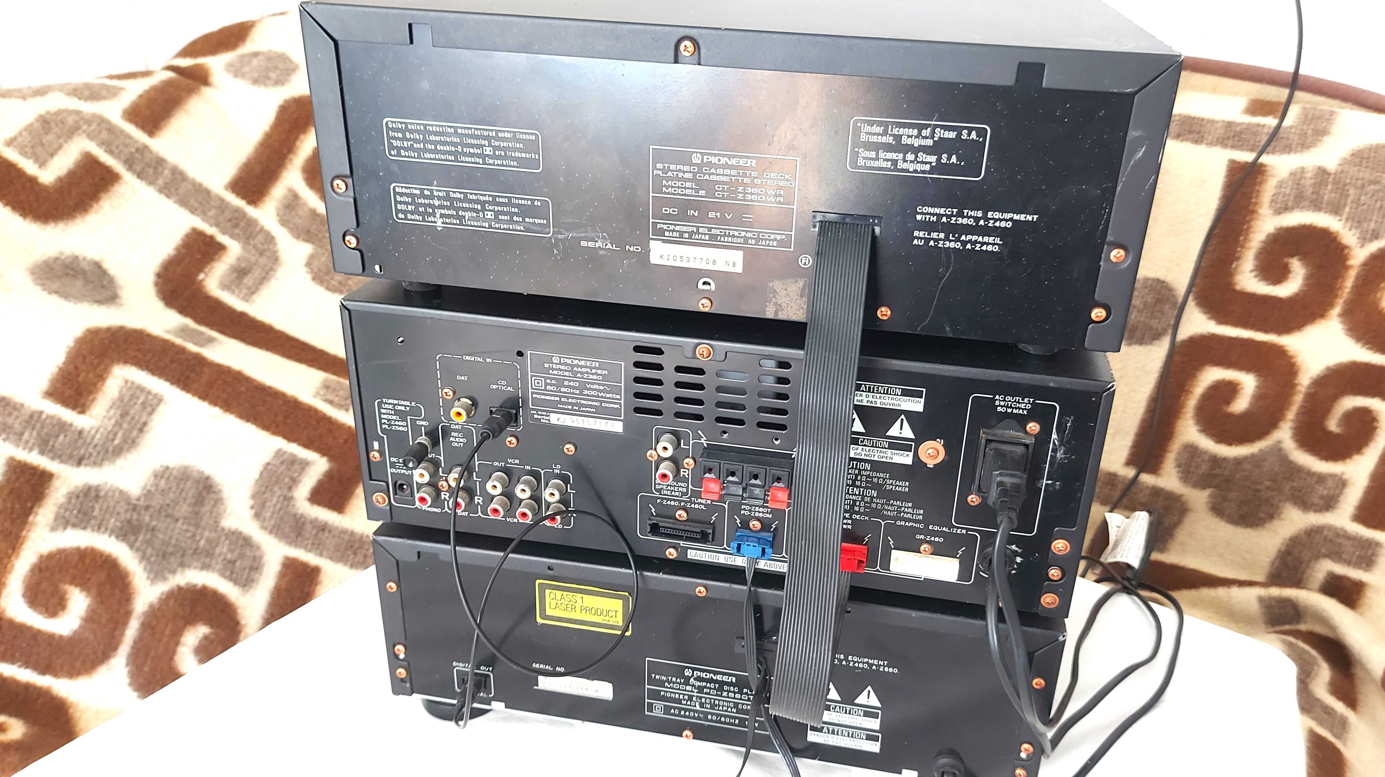 Linie audio Pioneer amplificator , dublu casetofon , dublu cd player