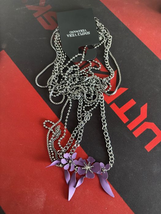 Обеци и колие Vera Wang - Simply Vera