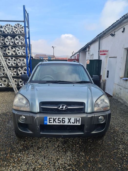 Injector Hyundai Tucson 2.0 Diesel 2004 - 2010 140CP D4EA Euro4 (871) Diesel 6832530603303