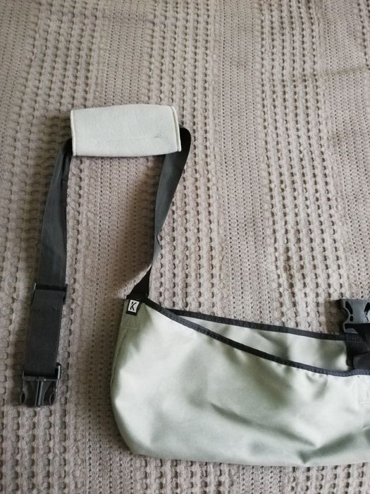 Suport pentru brat imobilizat cu ghips