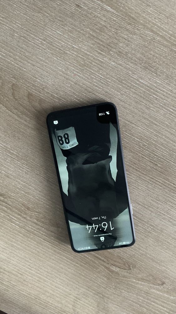 Продаю Huawei MGA-LX3