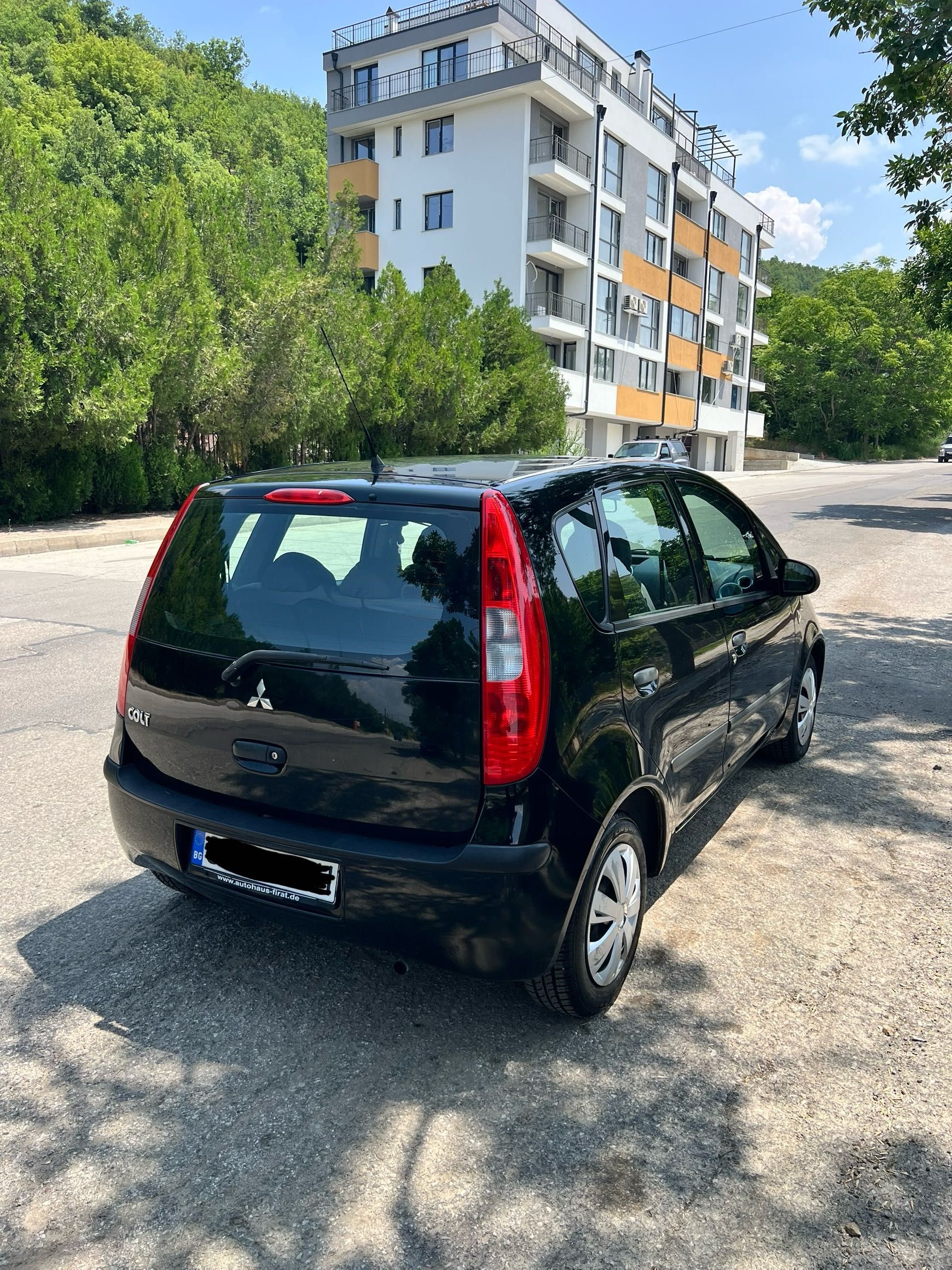 Mitsubishi Colt бензин 1.1 12V 2004 г.