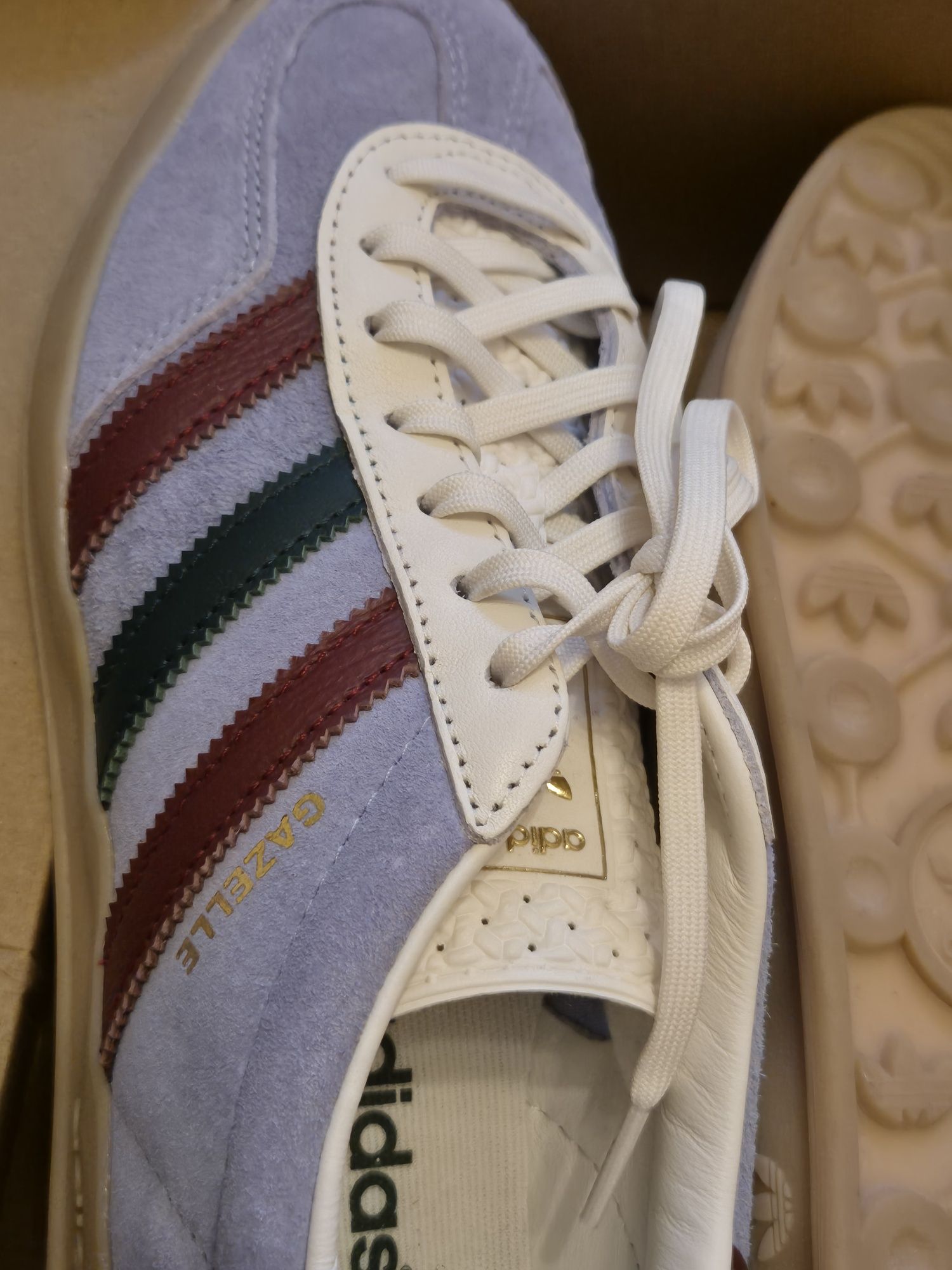 Adidas gazelle, нови