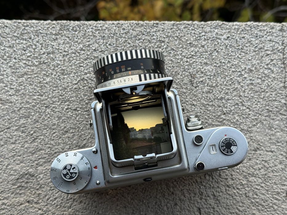 Pentacon Six + Carl Zeiss Jena 80mm f2.8 Biometar Zebra Medium Format