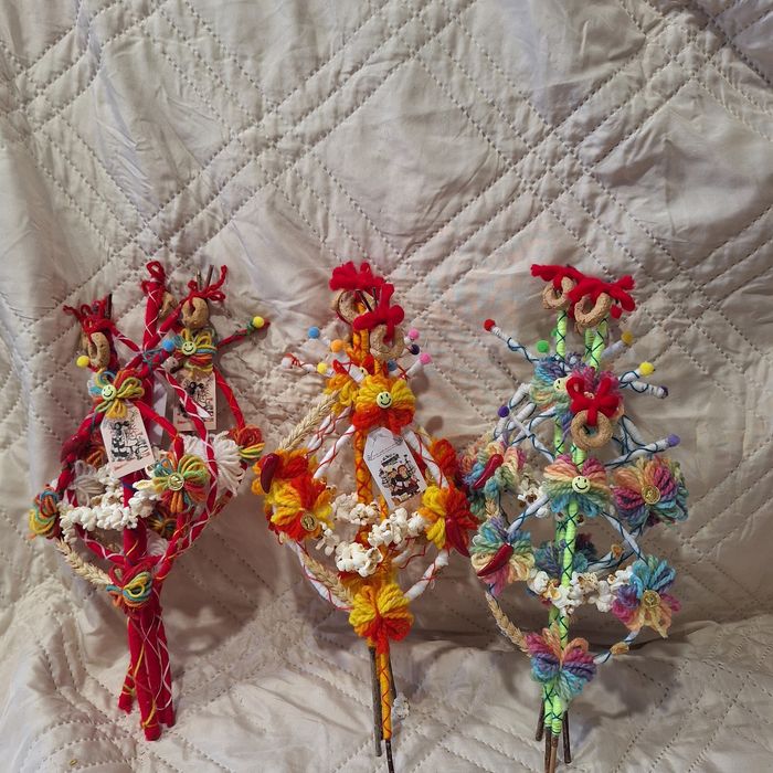 Битови Сурвакници