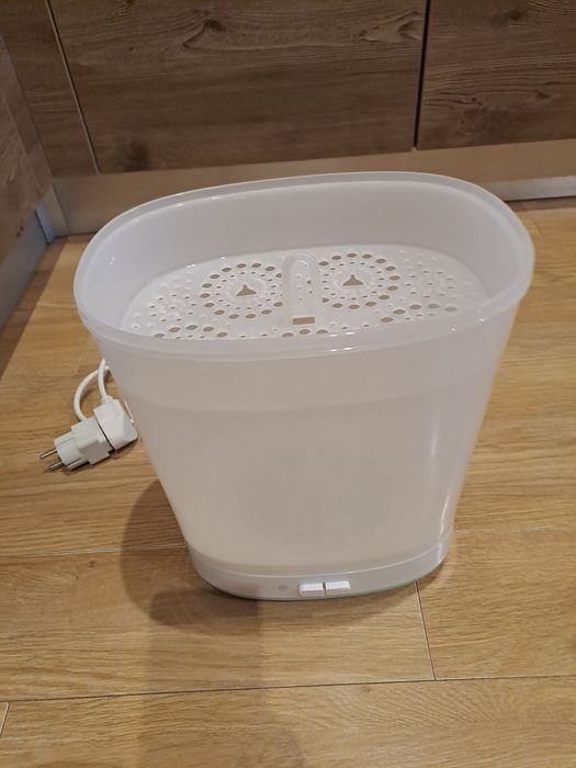 Стерелизатор за бебешки шишета на Филипс Авент