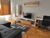 Apartament cu 2 camere, renovat, ultracentral, cu loc de parcare