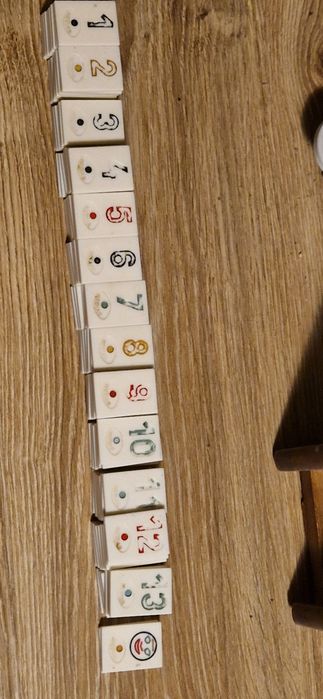 Vând 2 seturi 97 si 76 piese de remi tip Mediaș