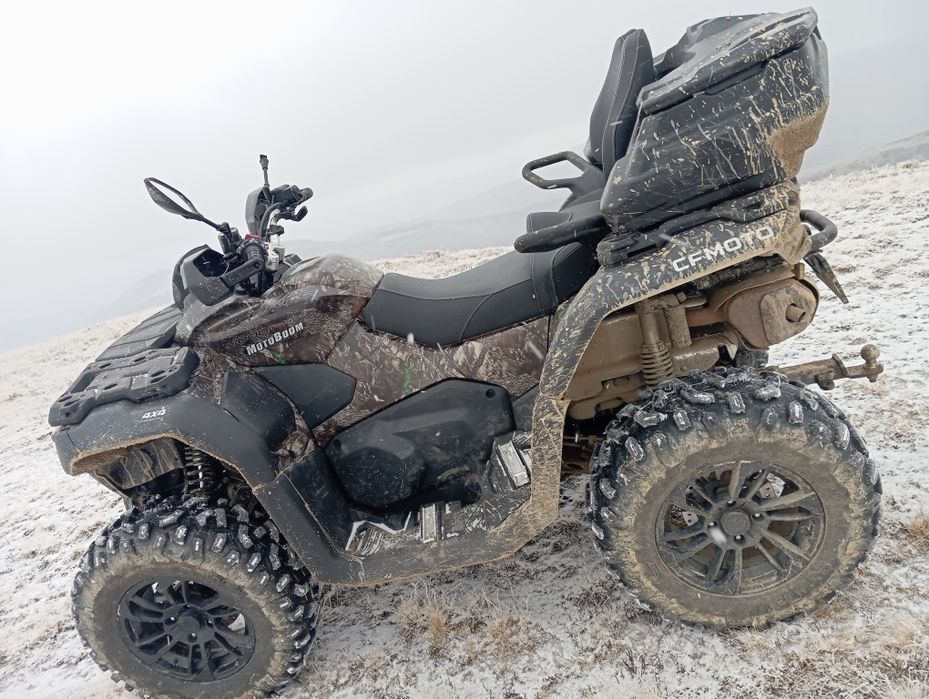Vând cf moto x10 1000  cumpărat de nou 1600 km are