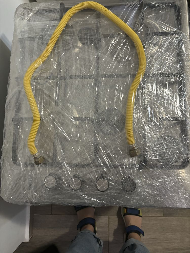 Cuptor electric si plita pe gaz