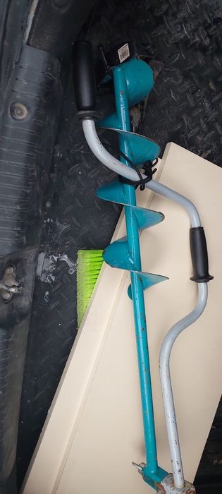 Продам ледобур в идеальном состоянии