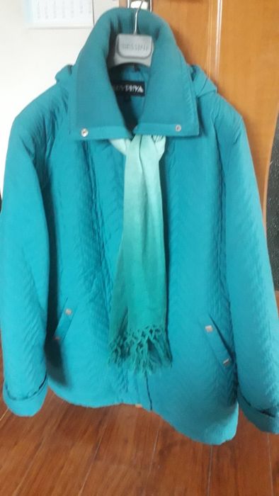 Куртка тёплая для весны и осень 20000