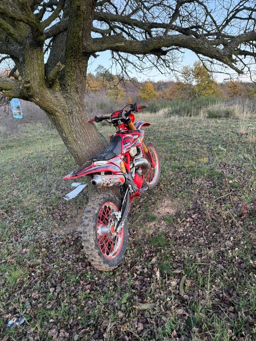 Vând  urgent Beta 300 rr 2018 sau schimb cu mașina