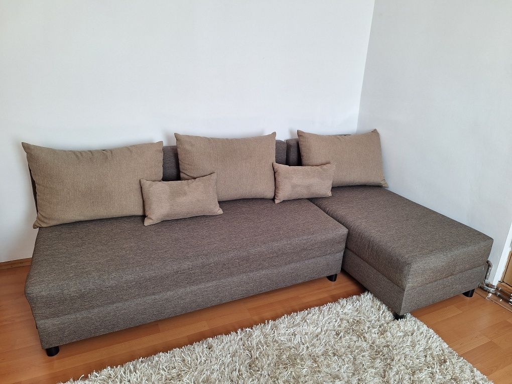 Canapea extensibilă