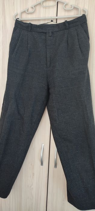 Мъжки панталон , чер с бели, светли ивици ивици