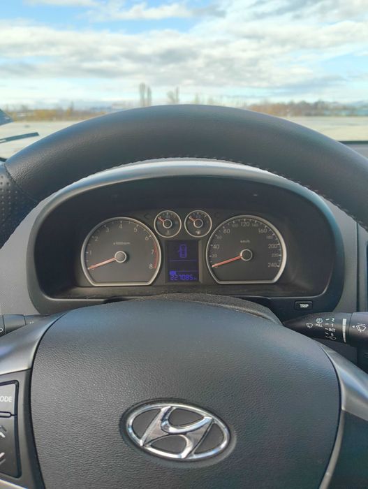 Hyundai i30 1.6 Газ