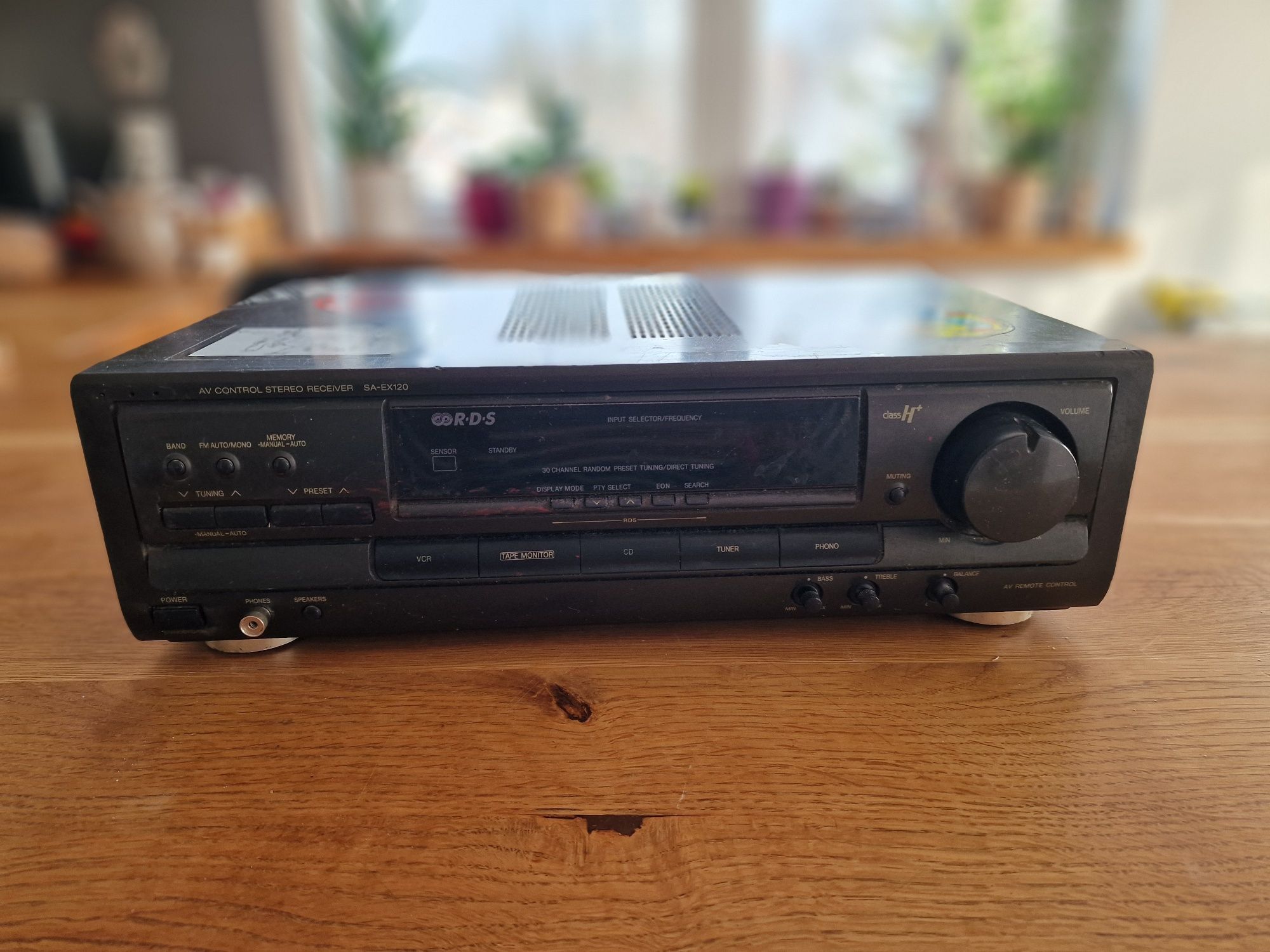 2 бр Усилватели Onkyo A8630 и Technics SA- EX 120