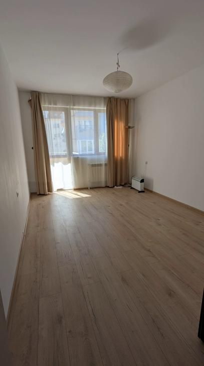 Дава се под наем Тристаен апартамент в София, Красно село - 90 кв.м за 650 € - Снимка #6