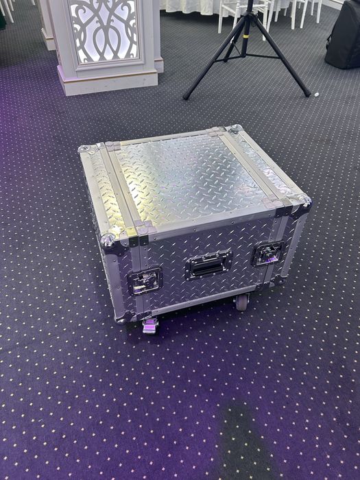 De vanzare rack impecabil