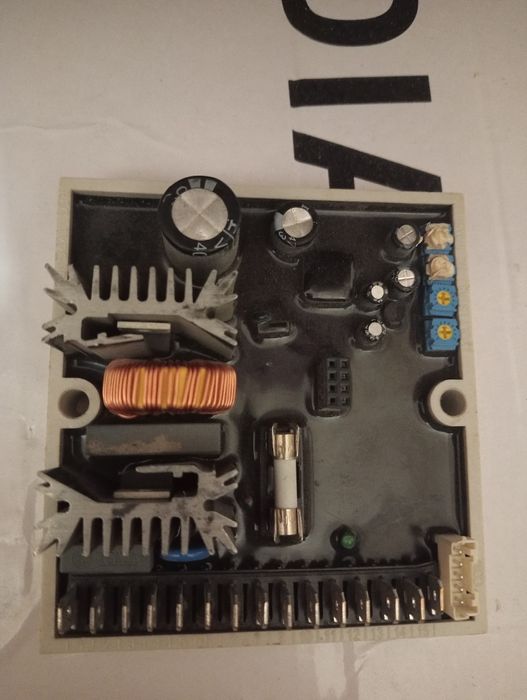 Регулятор напряжения 380v