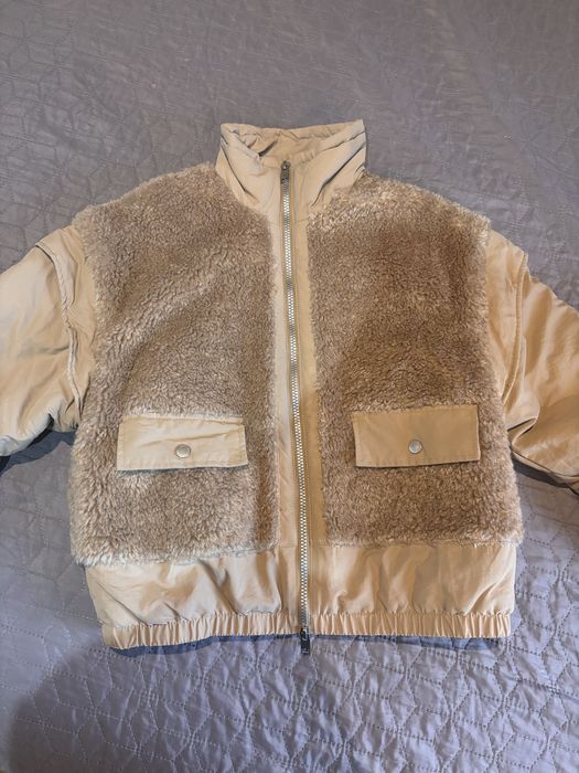 Яке (елек) Reserved