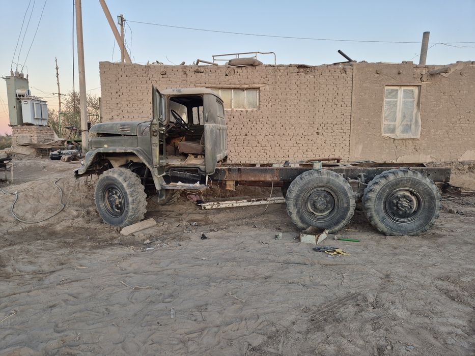 Zil 131 mostlar sotiladi