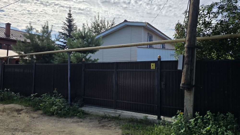 Срочно продам жилую дачу, баня, газовое отопление , септик,