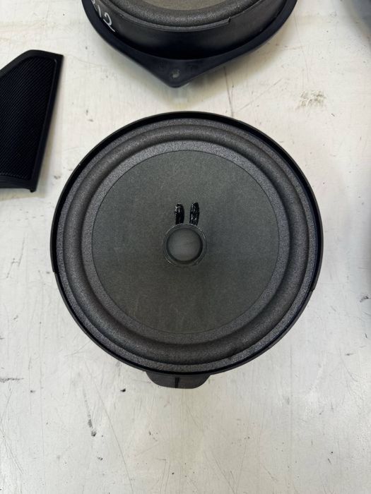 Boxa boxe difuzor difuzoare fata spate tweetere Mercedes E Class w212