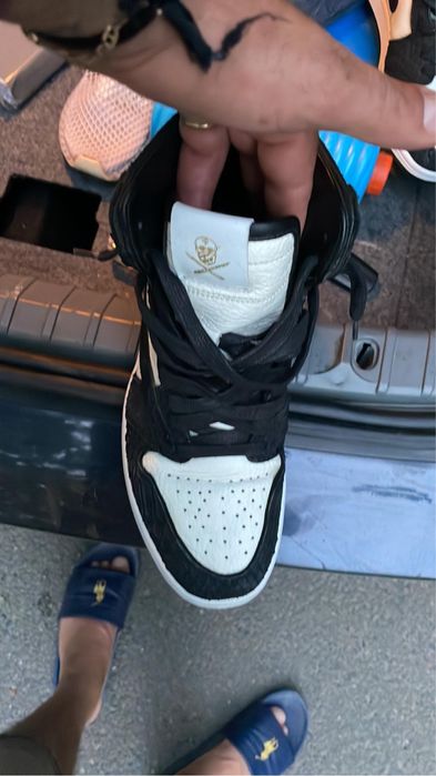 Vand adidasi travis scott  originali100% numai detin cutia